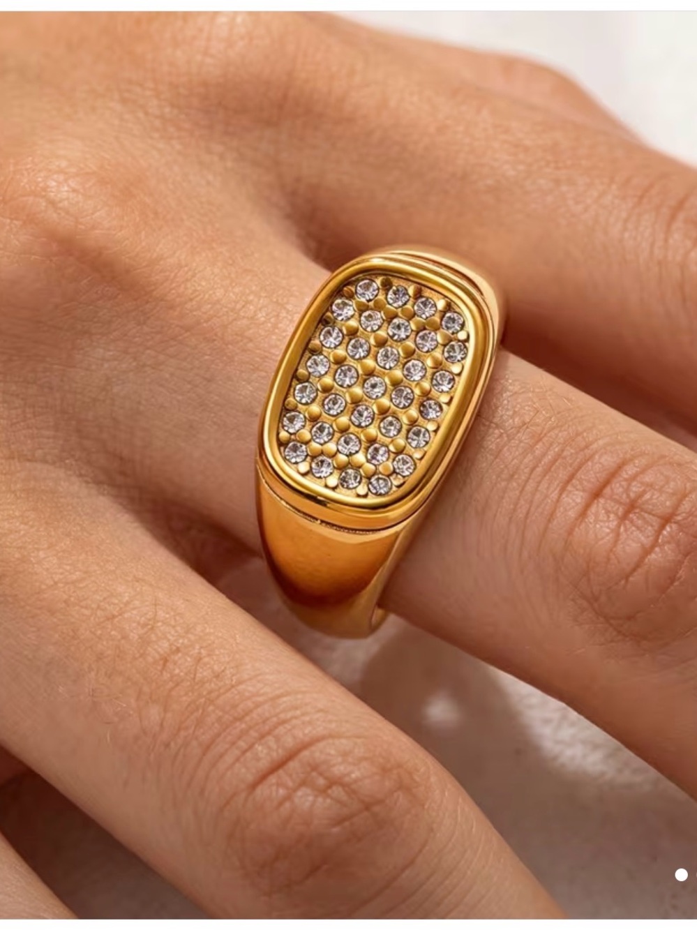 18k Gold plated Ring with Clear zircon size 8-